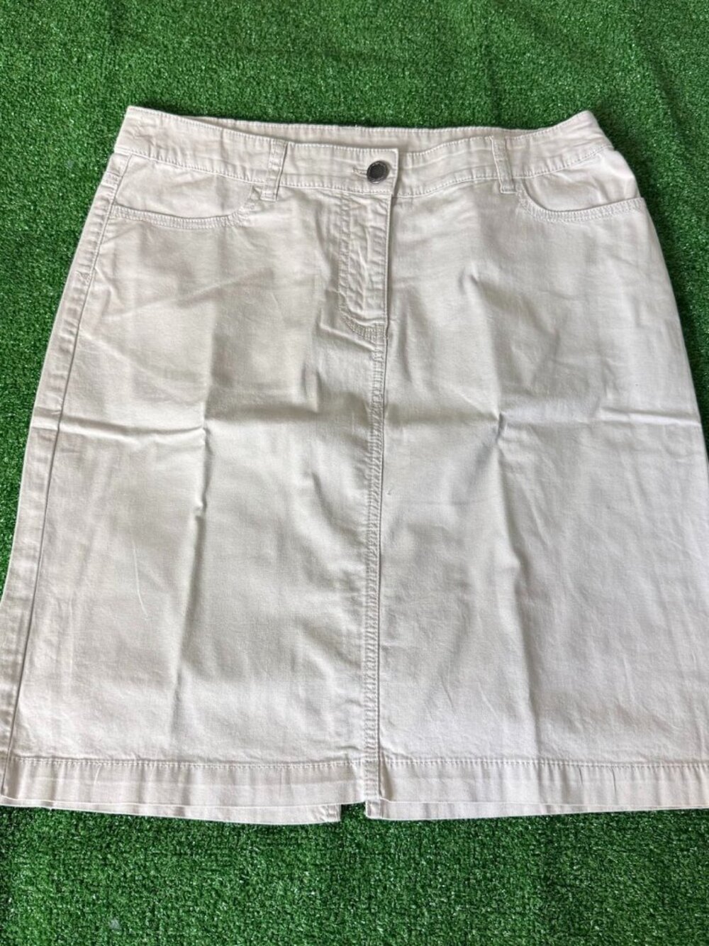 Kim Rogers Cream Pencil Skirt Size 10 Knee Length Twill 4 Pocket Back Slit